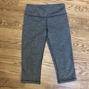 S VS Sport knockout crop legging